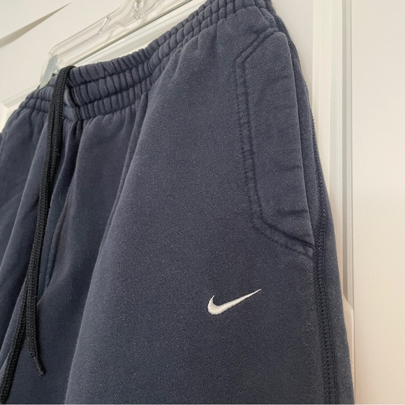 Men’s Navy Nike Sweatpants - Picture 2 of 6